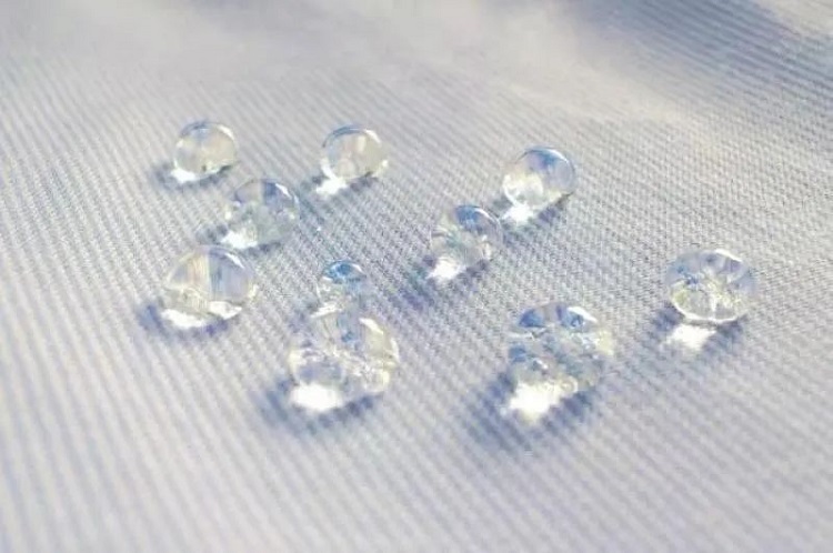 “全能型選手”——集防火、隔熱、疏水為一體，氣凝膠優(yōu)勢(shì)盡顯