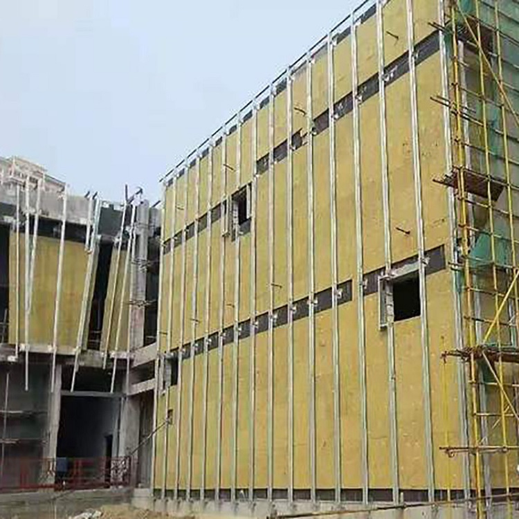 防火巖棉板和保溫巖棉板有什么區(qū)別