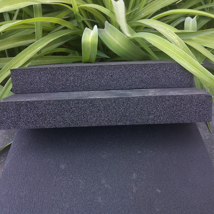 橡塑保溫板屬于海綿板材嗎