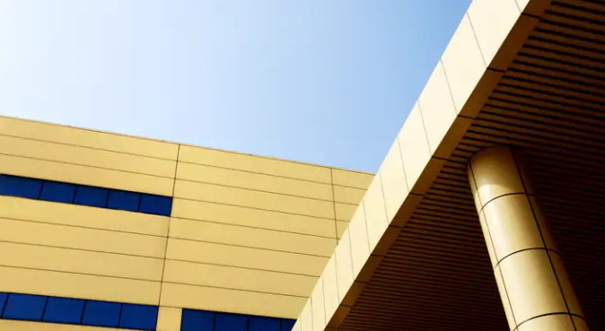 彩鋼巖棉夾芯板具備消音效果嗎