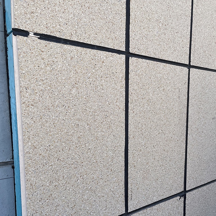 外墻保溫裝飾一體板：水包水與真石漆的區(qū)別