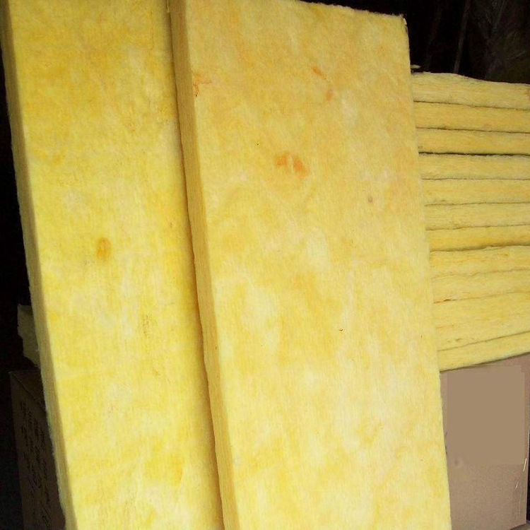 玻璃棉在墻體、屋頂和地板的隔熱和隔音應用