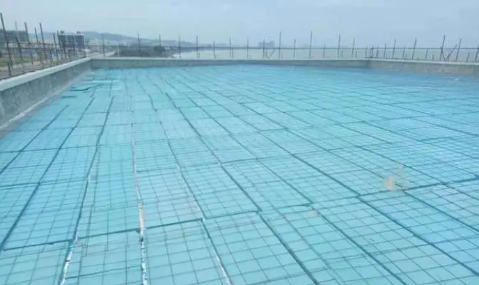 巖棉夾芯板與XPS板的區(qū)別探析