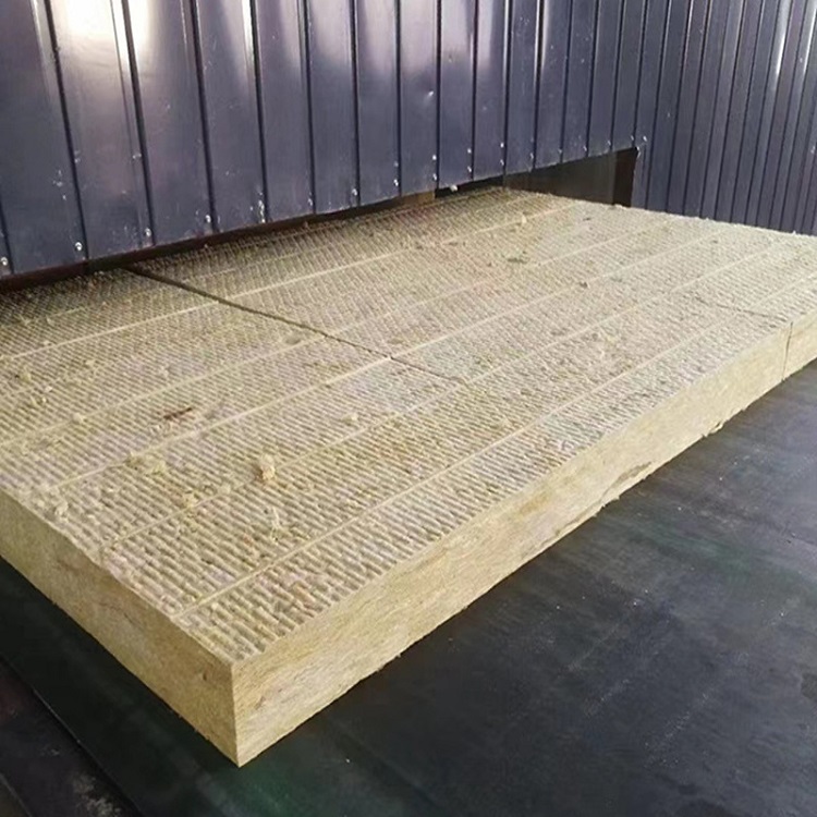 不同容重巖棉板的特點(diǎn)和應(yīng)用場景