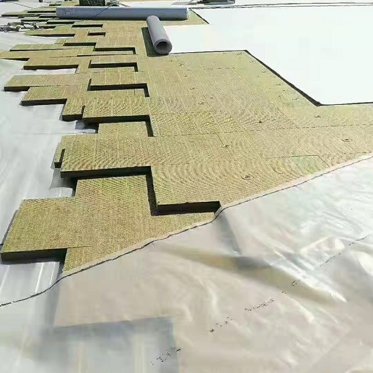 巖棉板局部擠壓變形對(duì)保溫效果的影響分析
