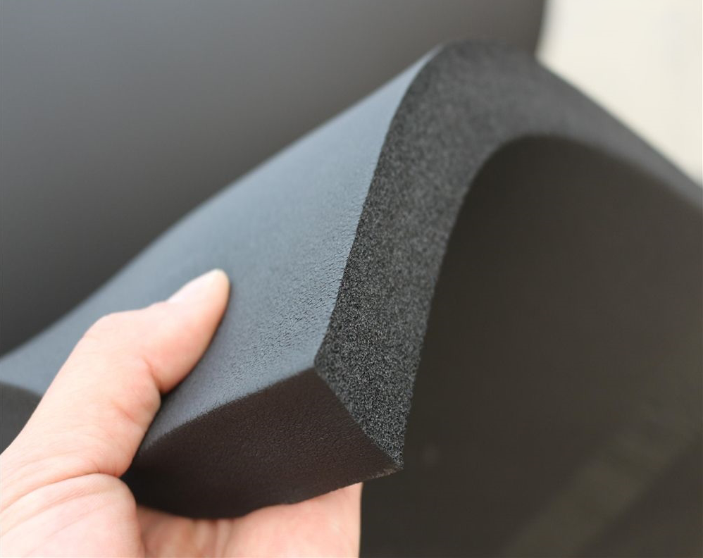 橡塑保溫材料阻燃與不阻燃有什么區(qū)別 橡塑保溫材料阻燃與不阻燃有什么區(qū)別