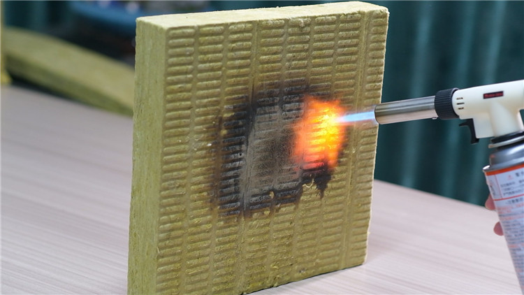 為什么巖棉板是外墻外保溫系統(tǒng)的理想選擇 為什么巖棉板是外墻外保溫系統(tǒng)的理想選擇