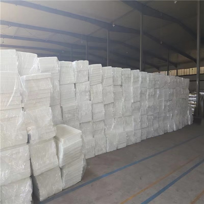 1762152153994711.jpg 硅酸鋁纖維板